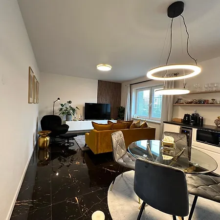 A Whole New House Close To X Bionic 10min Villa Kalinkovo