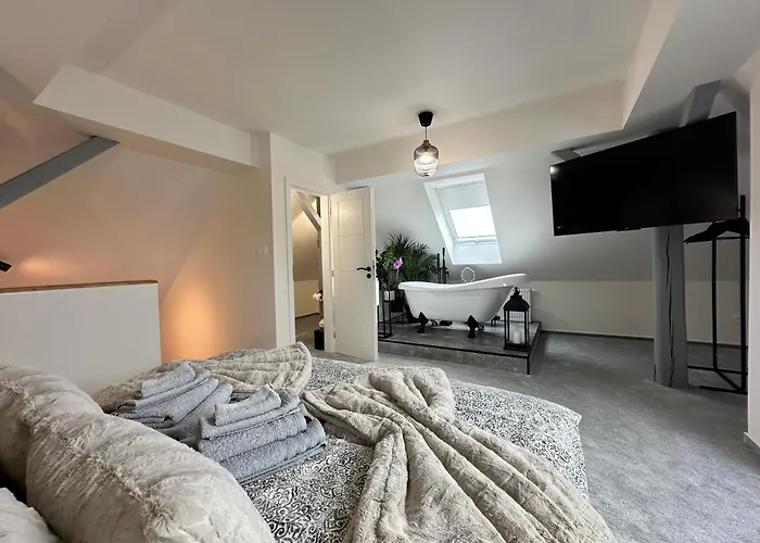 A Whole New House Close To X Bionic 10min