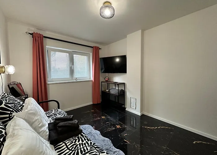 A Whole New House Close To X Bionic 10min Kalinkovo